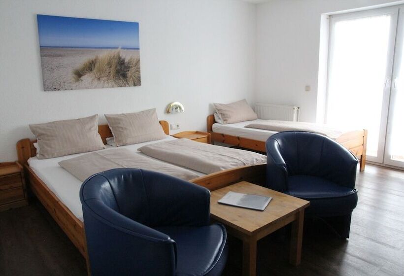 غرفة قياسية ثلاثية, Pension Frisia