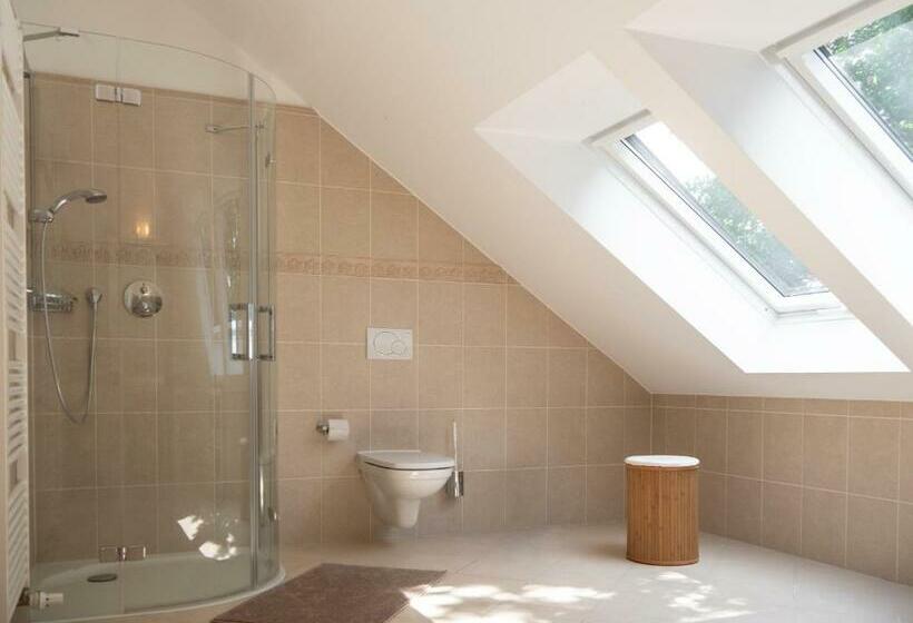 اتاق استاندارد با سرویس بهداشتی مشترک, Reiterhof Und Pension Eichenhof