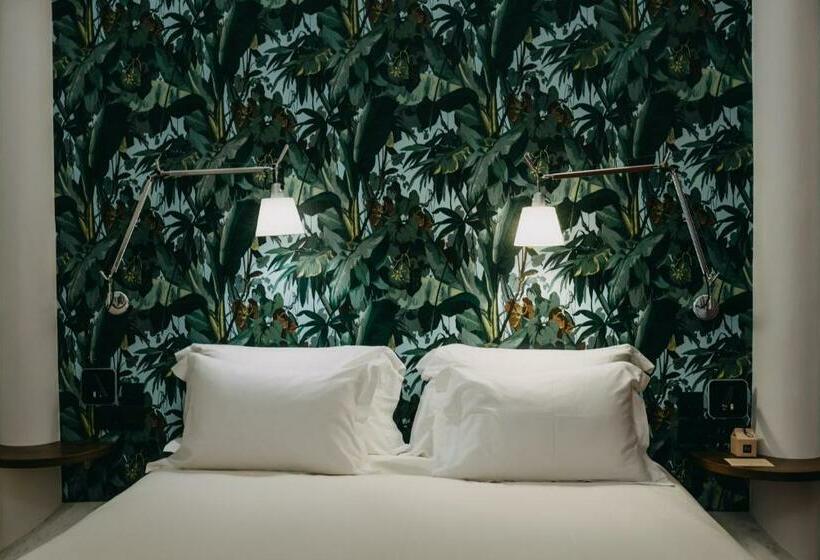 اتاق استاندارد با تخت بزرگ, The Bold Type Hotel, A Member Of Design Hotels