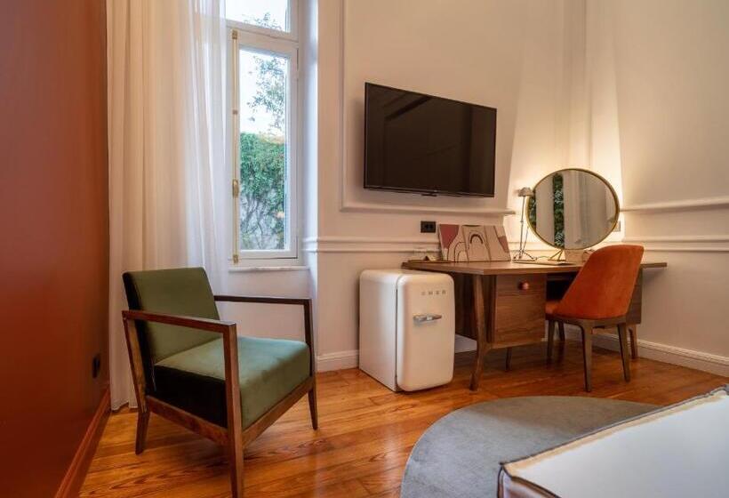 اتاق استاندارد با تخت بزرگ, The Bold Type Hotel, A Member Of Design Hotels