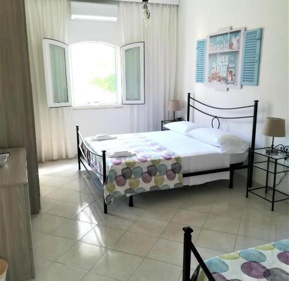 اتاق راحتی سه تخته, Casa Malo