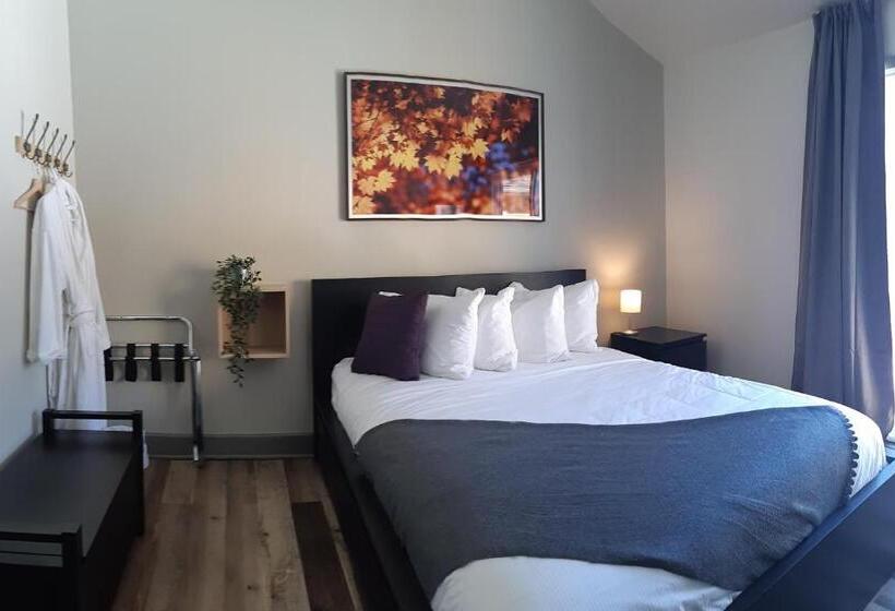 Номер Стандарт, Oberge Inn Val David