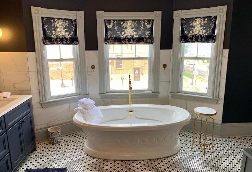 جناح ديلوكس, Slaymaker & Nichols Gastro House & Inn