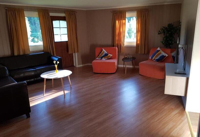 דירת שני חדרים, Bech's Hotell & Camping