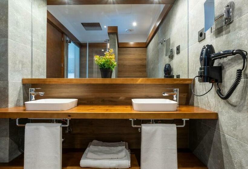 غرفة قياسية, Antantie