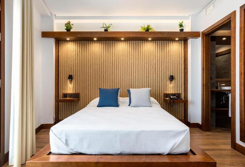 غرفة قياسية, Antantie