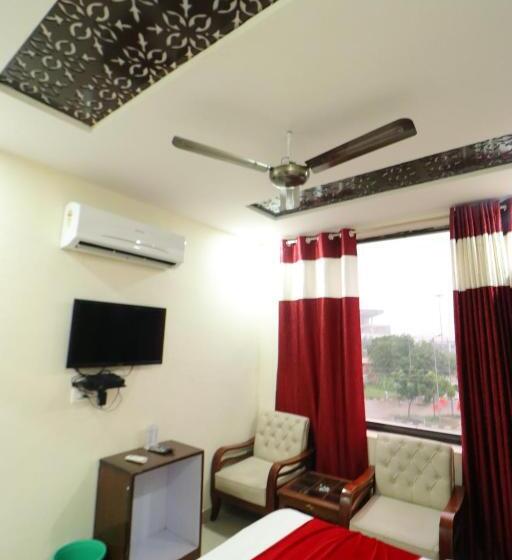 豪华房间, Eurasia Mohali International Airport