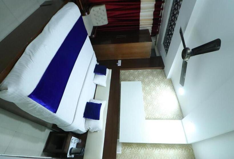 豪华房间, Eurasia Mohali International Airport