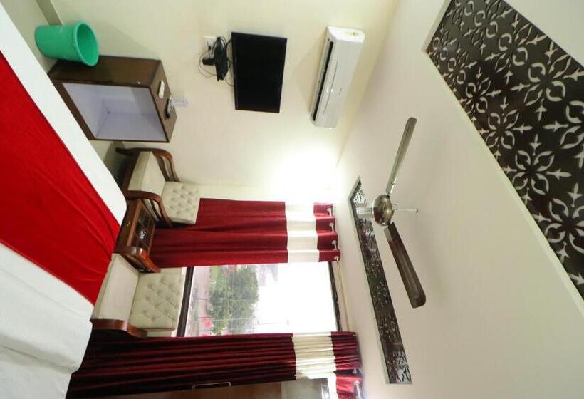 豪华房间, Eurasia Mohali International Airport