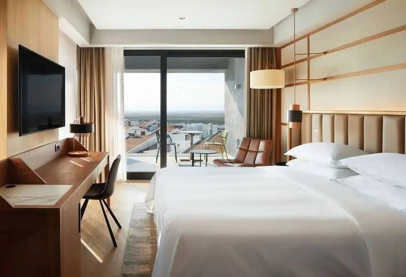 Premium room with terrace, Four Points By Sheraton Prishtina City