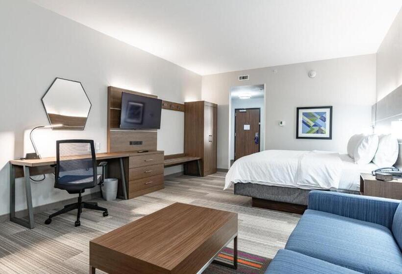 Люкс Кровать Кинг, Holiday Inn Express & Suites Moundsville, An Ihg