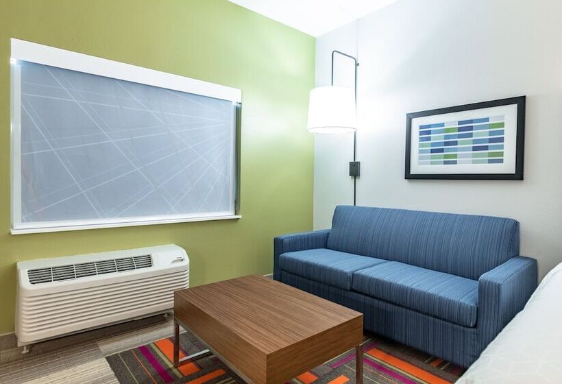 Люкс Адаптированный для Инвалидов, Holiday Inn Express & Suites Moundsville, An Ihg