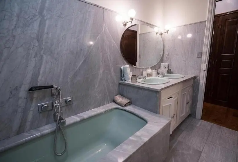 ガーデンビューファミリールーム, Le Clos Cathala Chambres D Hotes