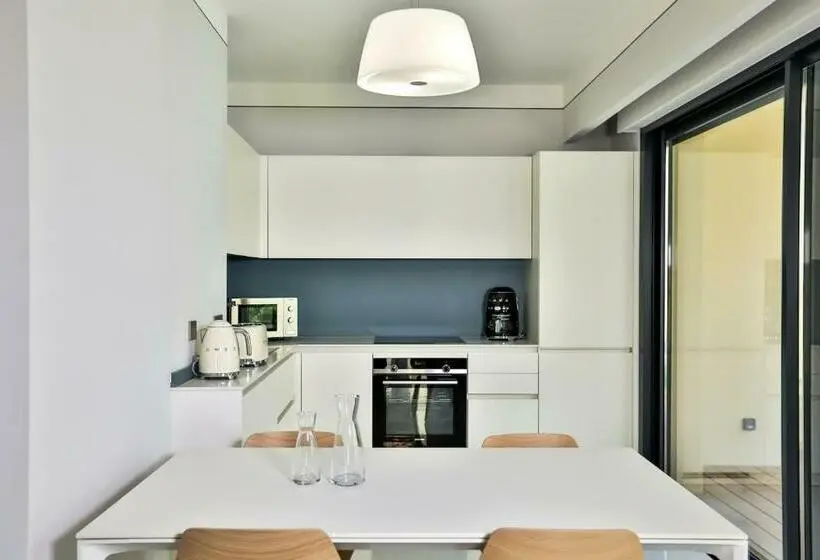 آپارتمان 1 خوابه, Residenza Leca Colonna