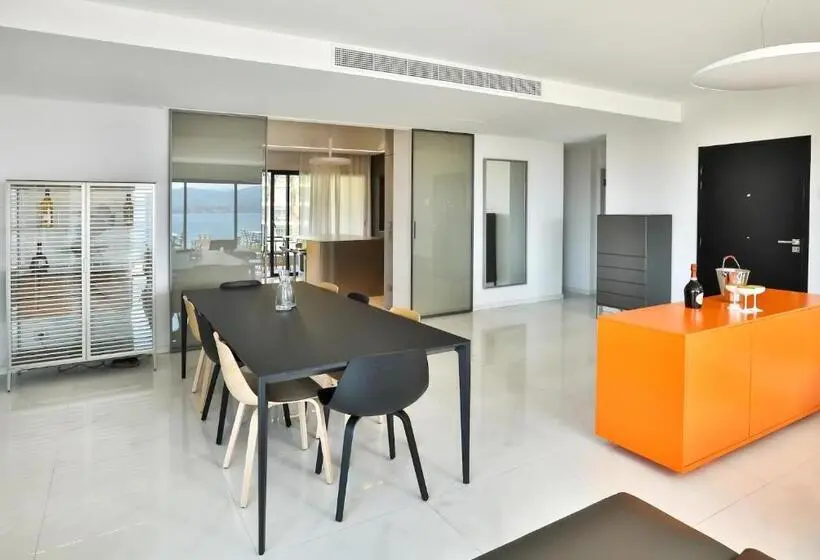 1 Bedroom Penthouse Apartment, Residenza Leca Colonna