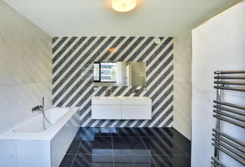 １ベッドルームペントハウスアパート, Residenza Leca Colonna