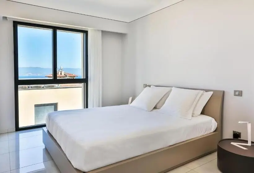 آپارتمان 1 خوابه با چشم‌انداز دریا, Residenza Leca Colonna