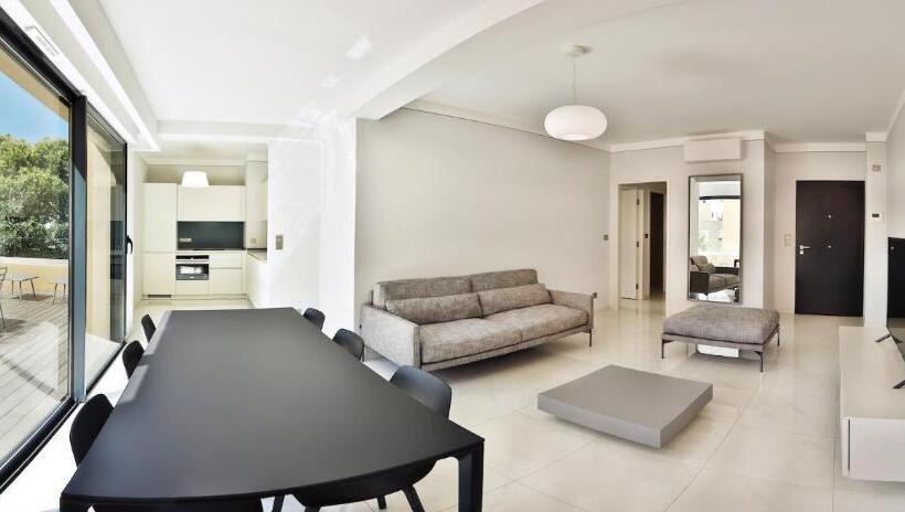 テラス付き１ベッドルームアパートメント, Residenza Leca Colonna