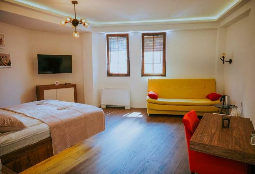 اتاق لوکس, Villa Amfora