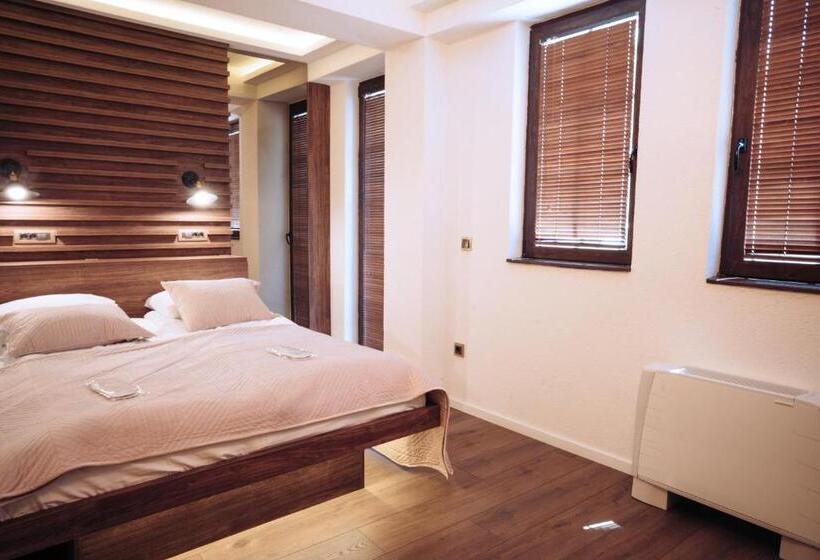 اتاق لوکس, Villa Amfora