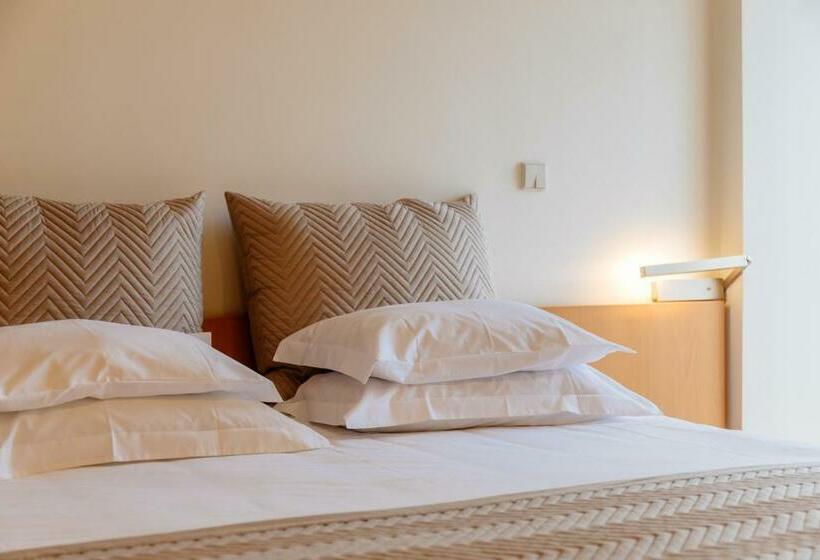 Номер Стандарт Вид на Гольф, Axis Ponte De Lima Golf Resort