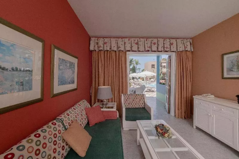 آپارتمان 1 خوابه, Club Vista Serena