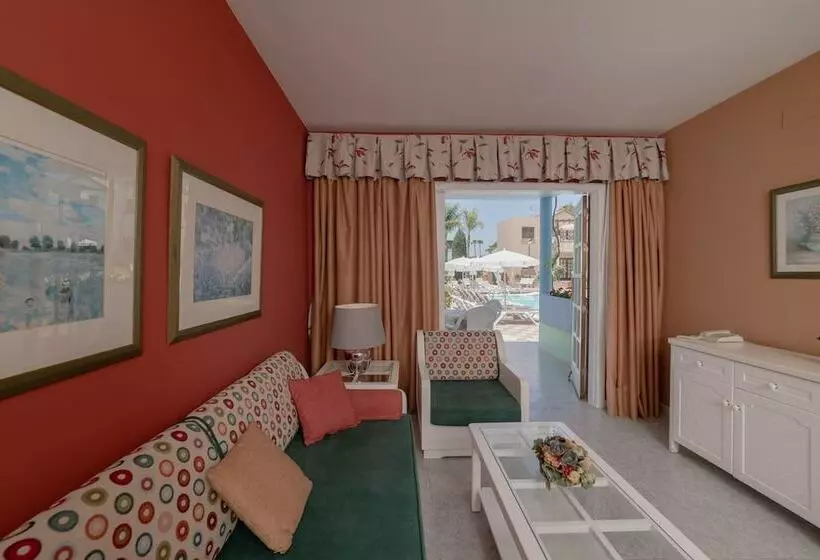 آپارتمان 1 خوابه, Club Vista Serena