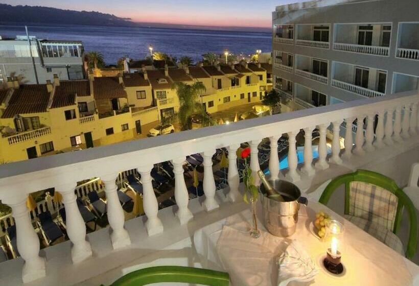 غرفة قياسية ثلاثية, Bluesea Lagos de Cesar