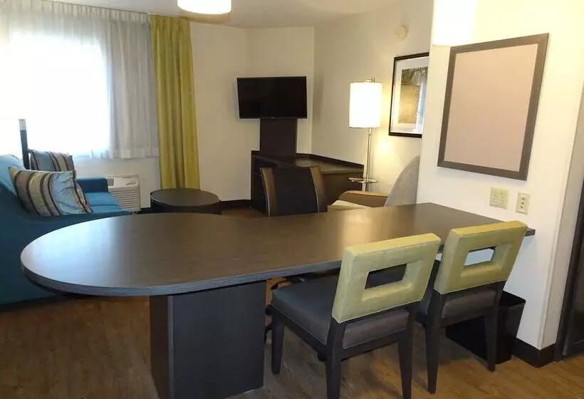 スイート, Candlewood Suites Glen Allen Short Pump