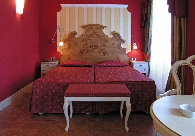 Superior room with lake view, Cannobio