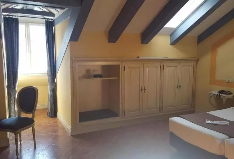 Superior room with lake view, Cannobio