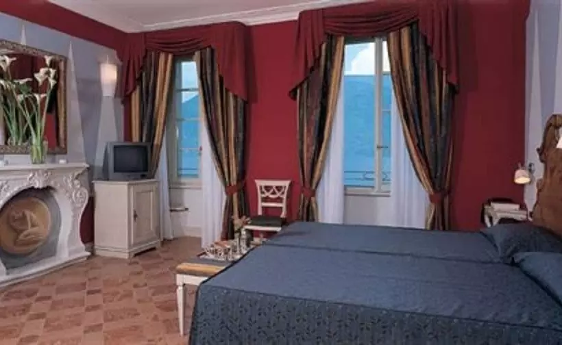 Superior room with lake view, Cannobio
