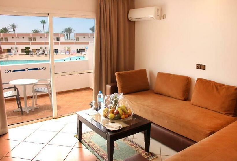 דירת משפחה, Club Almoggar Garden Beach