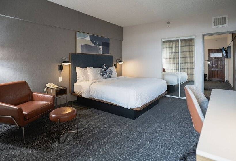 スイート, Courtyard Santa Fe