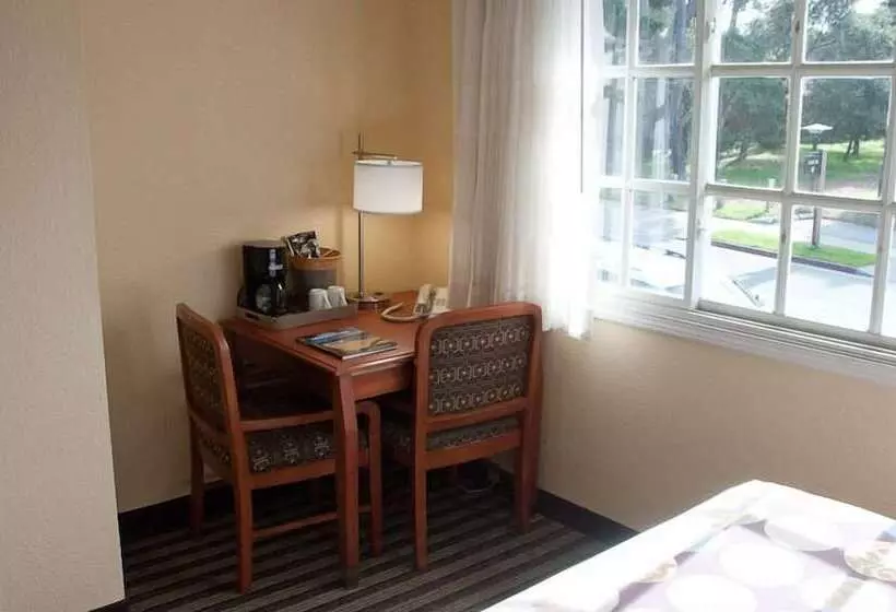 اتاق استاندارد با 2 تخت دوبل, Deer Haven Inn