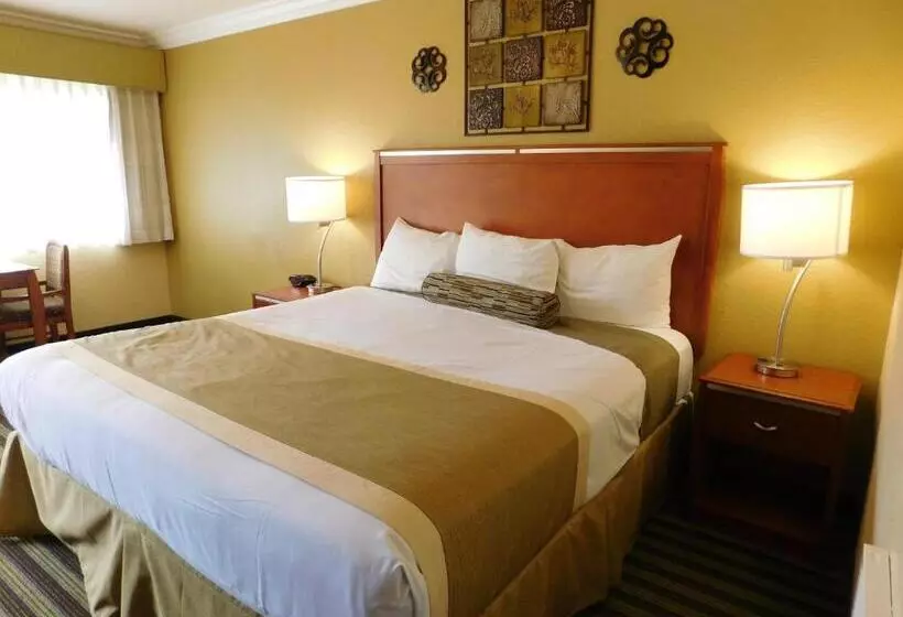اتاق استاندارد با تخت بزرگ, Deer Haven Inn