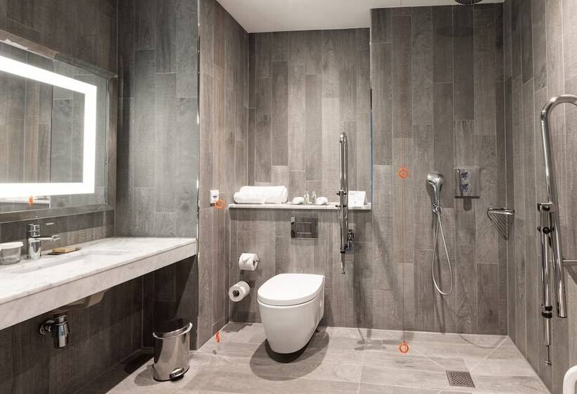 اتاق استاندارد برای معلولان, Doubletree By Hilton Edinburgh  Queensferry Crossing