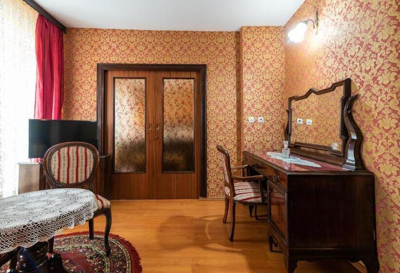스위트, Heritage Hotel Pasike