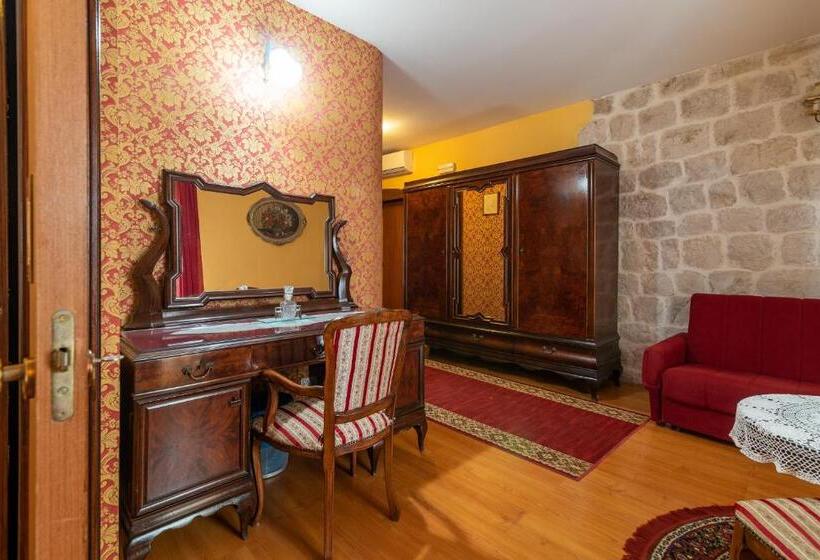 سوییت, Heritage Hotel Pasike