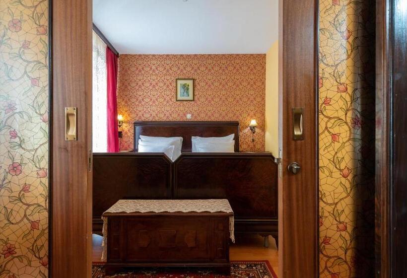 스위트, Heritage Hotel Pasike