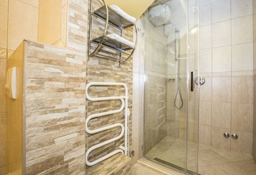 سوییت, Heritage Hotel Pasike