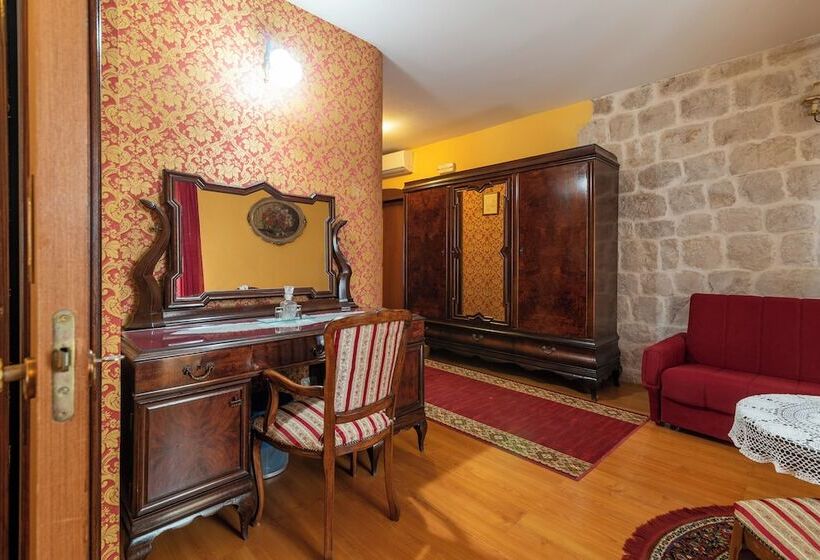 سوییت, Heritage Hotel Pasike