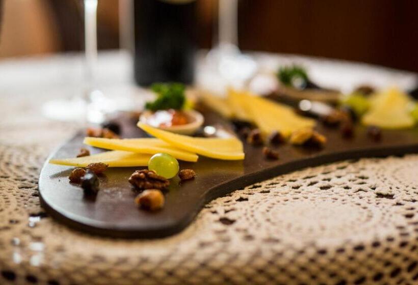 سوییت, Heritage Hotel Pasike