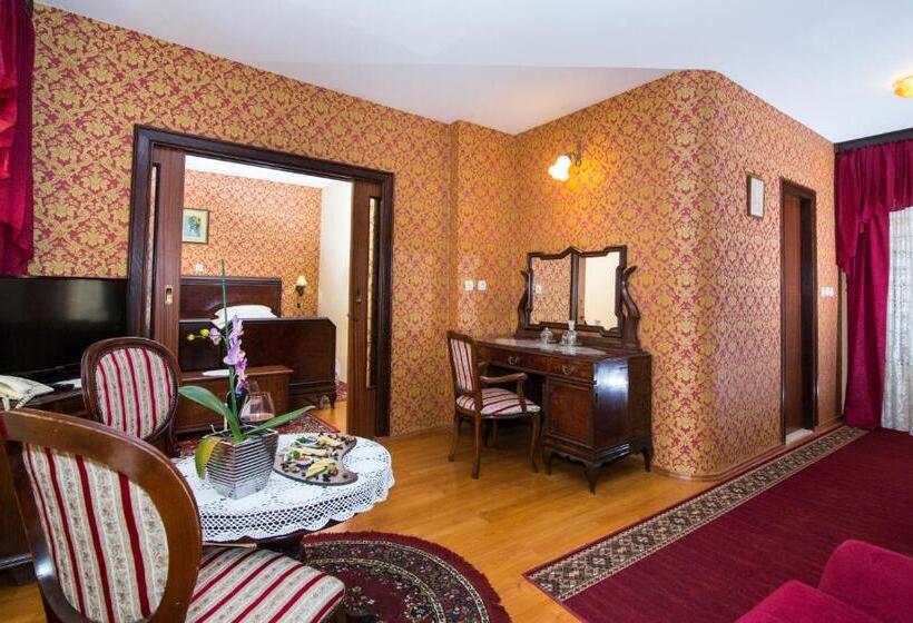 سوییت, Heritage Hotel Pasike