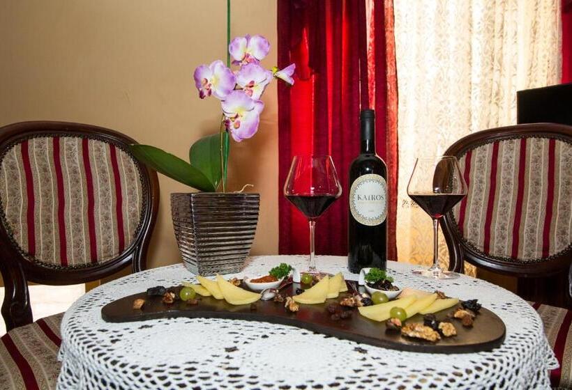 سوییت, Heritage Hotel Pasike