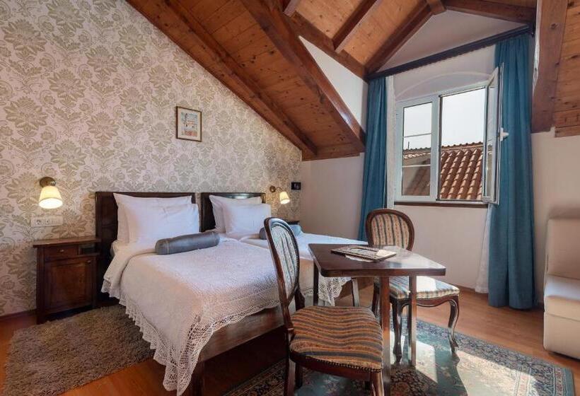 اتاق استاندارد, Heritage Hotel Pasike