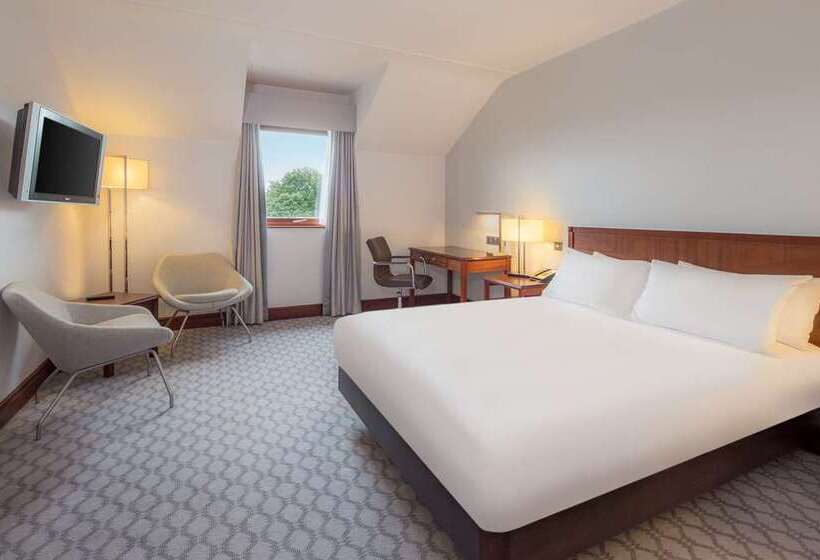 Номер Deluxe, Hilton East Midlands Airport