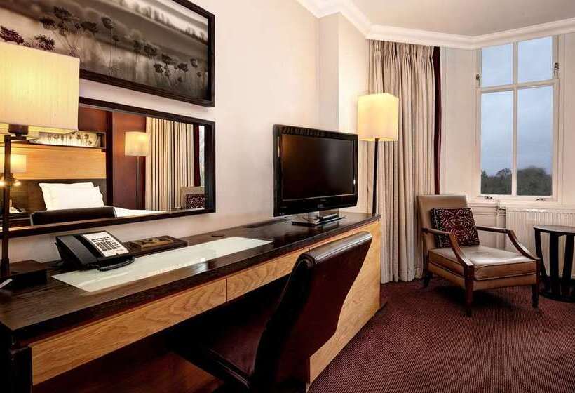 Семейный Номер, Hilton East Midlands Airport
