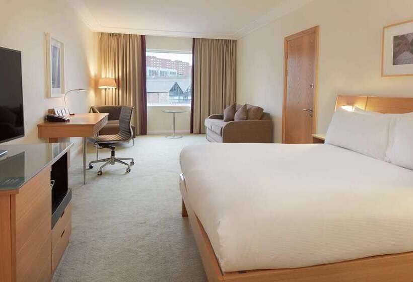 Семейный Номер, Hilton East Midlands Airport