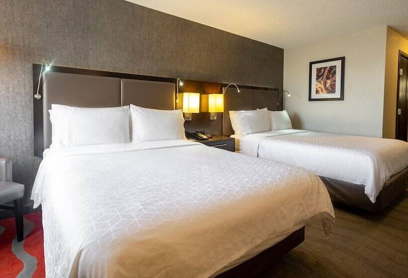 Номер Стандарт, Holiday Inn Express Hotel & Suites   Edmonton International Airport, An Ihg